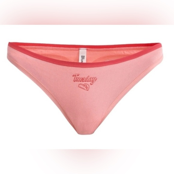No Boundaries Mid Rise Colorful
Thong Panties - 7 Pack. NWT. Size S (4-6) - Picture 4 of 12